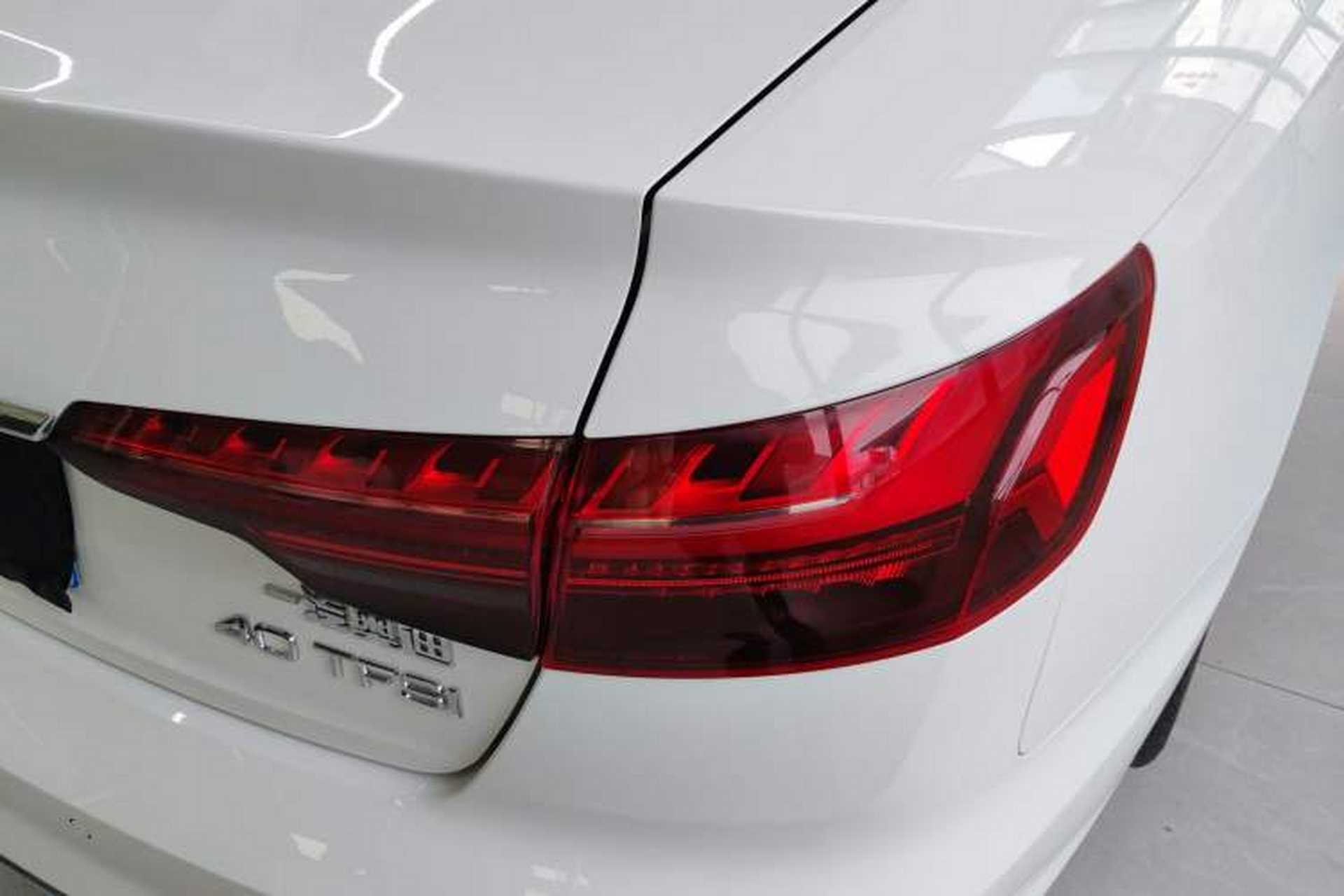 Used Audi A4L 2022 40 TFSI Fashion Dynamic Model Right Rear Taillight