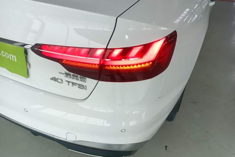 Used Audi A4L 2022 40 TFSI Fashion Dynamic Model Right Rear Taillight