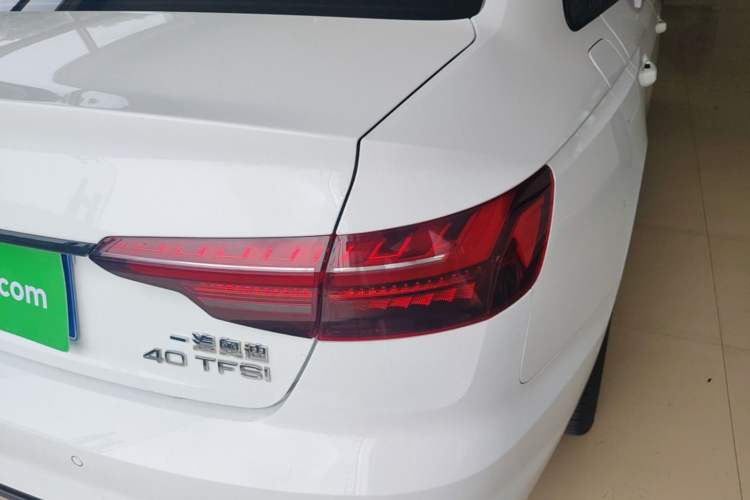 Used Audi A4L 2022 40 TFSI Luxury Dynamic Model Right Rear Taillight