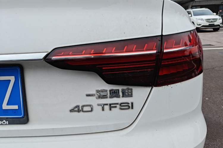 Used Audi A4L 2022 40 TFSI Fashion Dynamic Model Right Rear Taillight