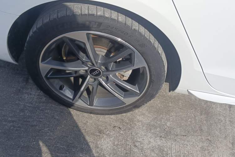 Used Audi A4L 2022 40 TFSI Fashion Dynamic Model Right Rear Wheel Hub