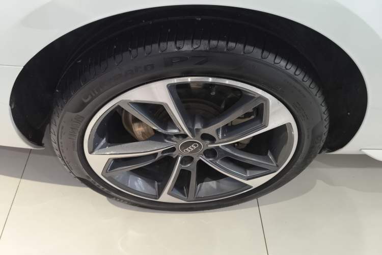 Used Audi A4L 2022 40 TFSI Fashion Dynamic Model Right Rear Wheel Hub