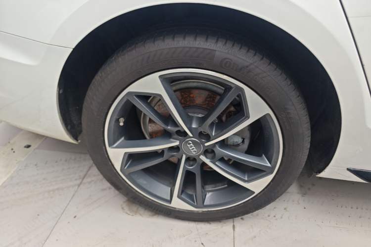 Used Audi A4L 2022 40 TFSI Fashion Dynamic Model Right Rear Wheel Hub