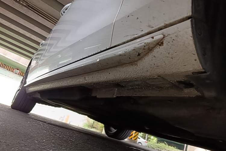 Used Audi A4L 2022 40 TFSI Fashion Dynamic Model Right Side Sill