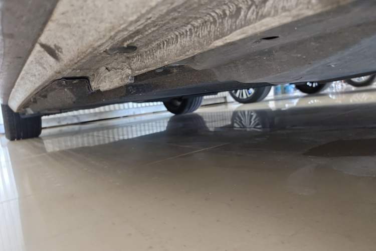 Used Audi A4L 2022 40 TFSI Luxury Dynamic Model Right Side Sill