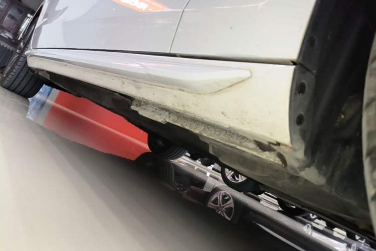 Used Audi A4L 2022 40 TFSI Fashion Dynamic Model Right Side Sill