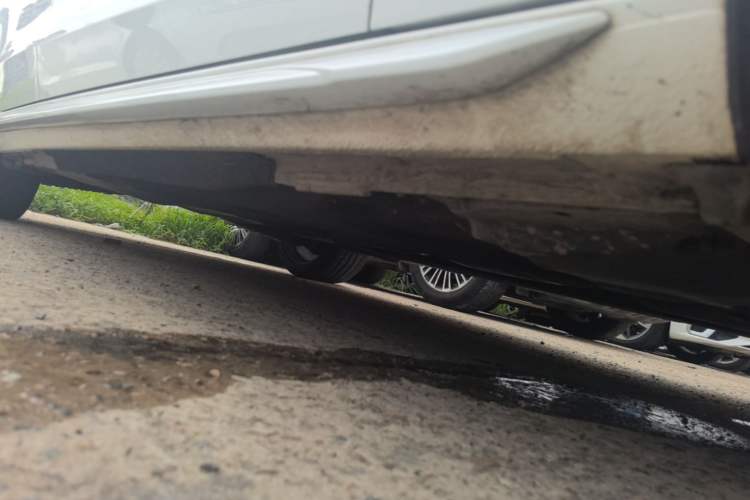 Used Audi A4L 2022 40 TFSI Fashion Dynamic Model Right Side Sill