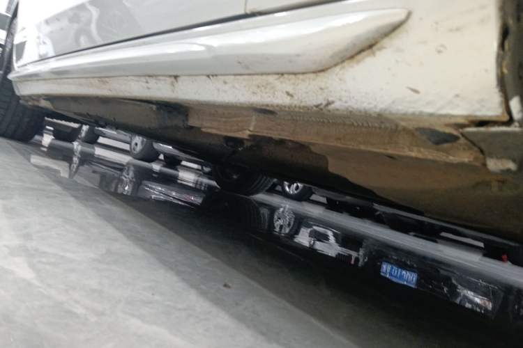 Used Audi A4L 2022 40 TFSI Fashion Dynamic Model Right Side Sill