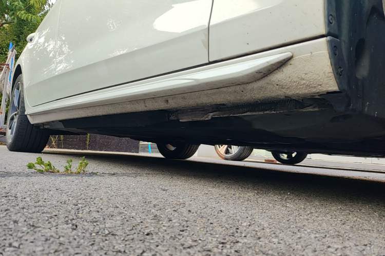 Used Audi A4L 2022 40 TFSI Fashion Dynamic Model Right Side Sill