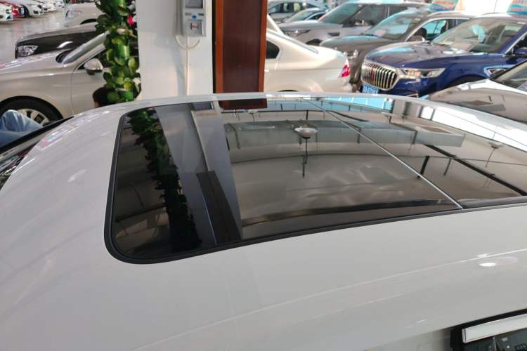 Used Audi A4L 2022 40 TFSI Fashion Dynamic Model Roof