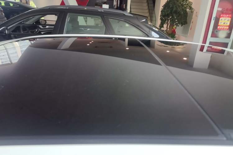 Used Audi A4L 2022 40 TFSI Luxury Dynamic Model Roof