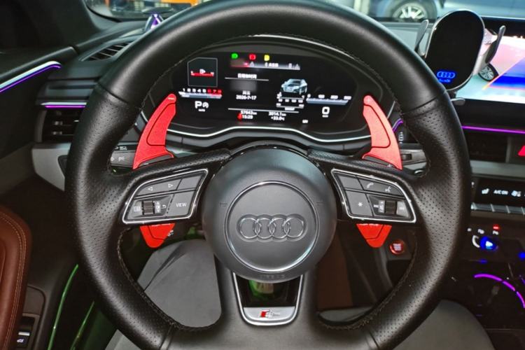 Used Audi A4L 2022 40 TFSI Luxury Dynamic Model Steering Wheel