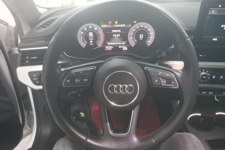 Used Audi A4L 2022 40 TFSI Fashion Dynamic Model Steering Wheel