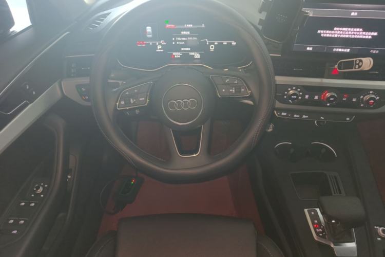 Used Audi A4L 2022 40 TFSI Fashion Dynamic Model Steering Wheel