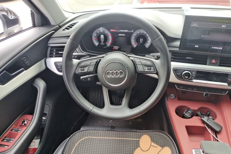 Used Audi A4L 2022 40 TFSI Fashion Dynamic Model Steering Wheel