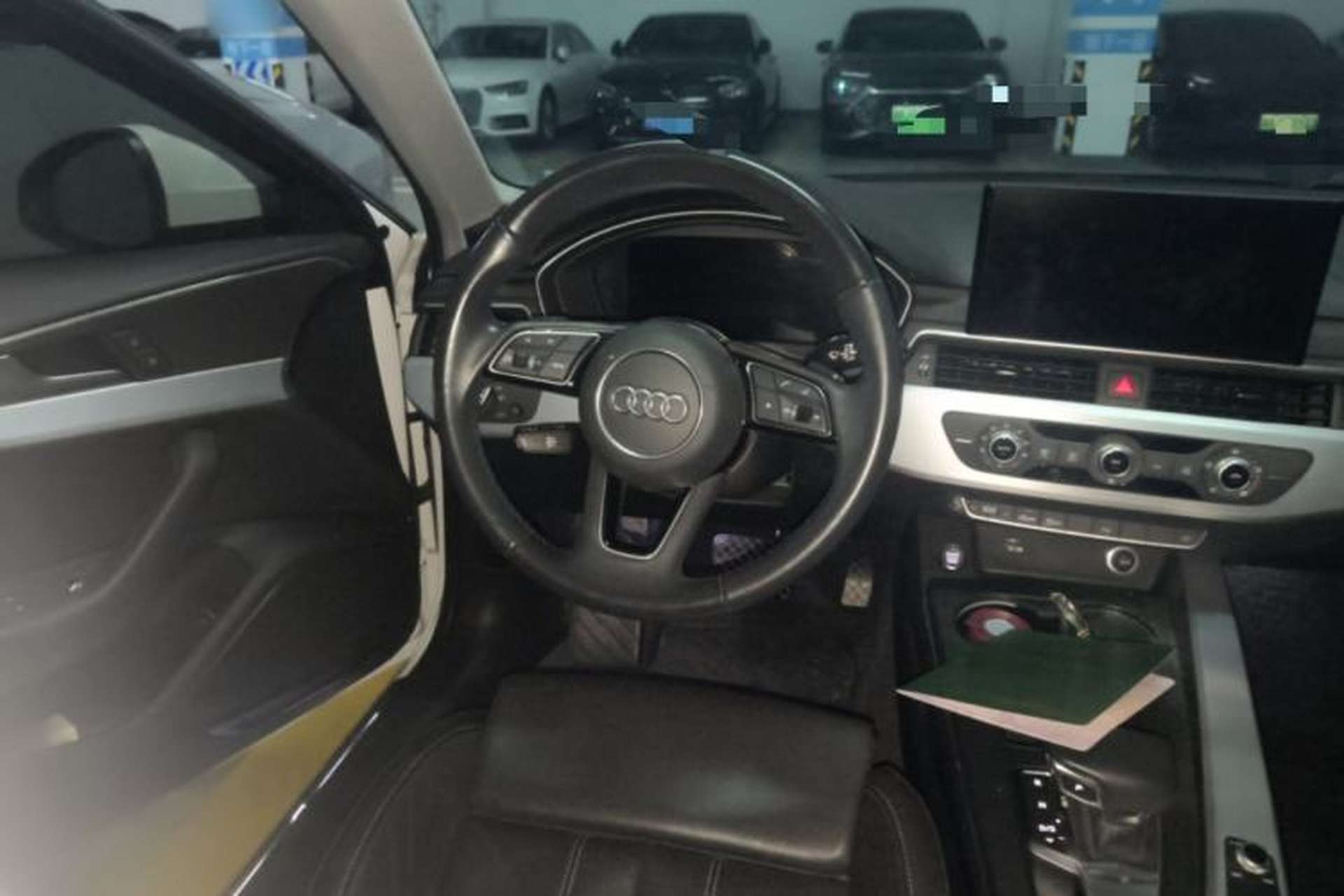 Used Audi A4L 2022 40 TFSI Fashion Dynamic Model Steering Wheel