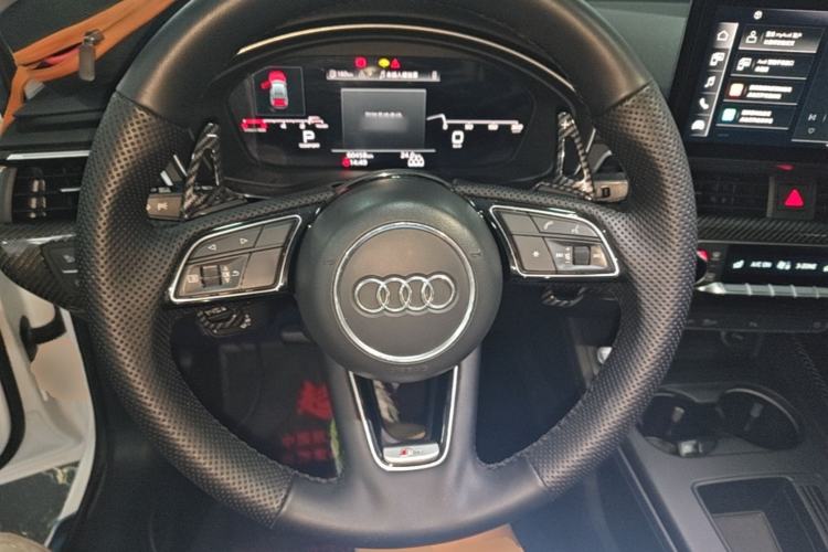 Used Audi A4L 2022 40 TFSI Fashion Dynamic Model Steering Wheel
