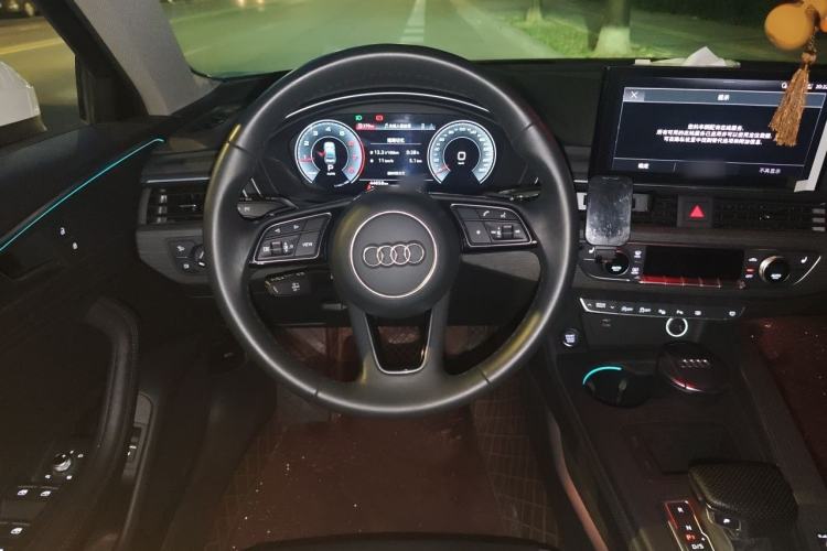 Used Audi A4L 2022 40 TFSI Luxury Prestige Edition Steering Wheel