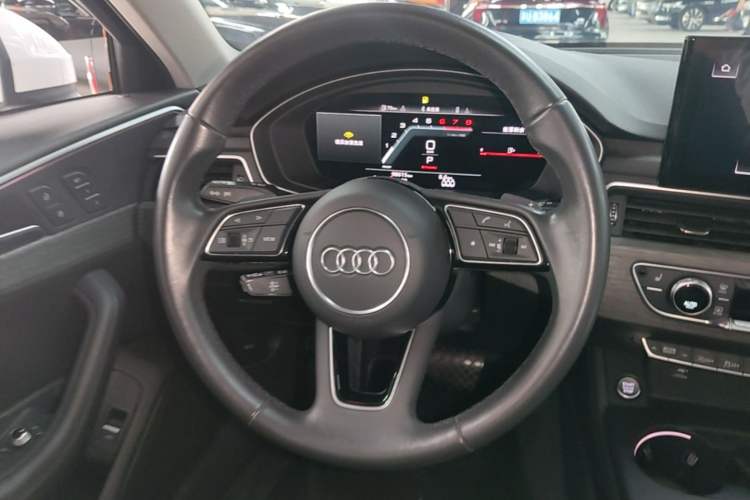 Used Audi A4L 2022 40 TFSI Luxury Prestige Edition Steering Wheel