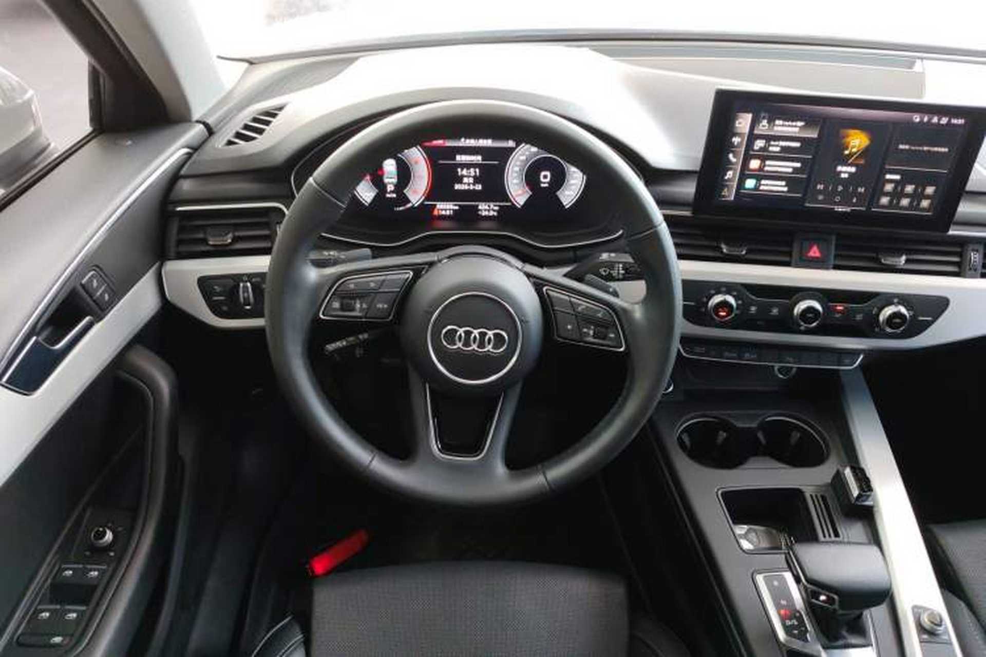 Used Audi A4L 2022 40 TFSI Fashion Dynamic Model Steering Wheel