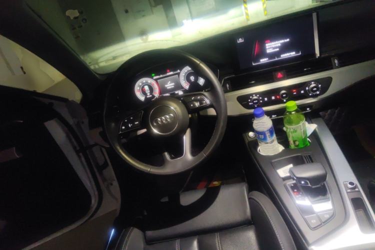 Used Audi A4L 2022 40 TFSI Fashion Dynamic Model Steering Wheel