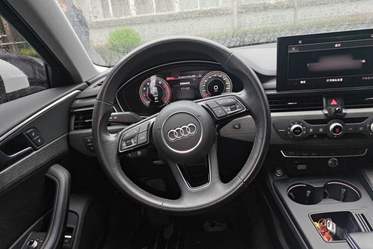Used Audi A4L 2022 40 TFSI Stylish and Elegant Edition Steering Wheel
