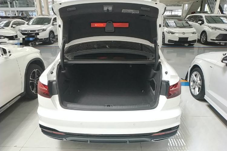 Used Audi A4L 2022 40 TFSI Luxury Dynamic Model Trunk