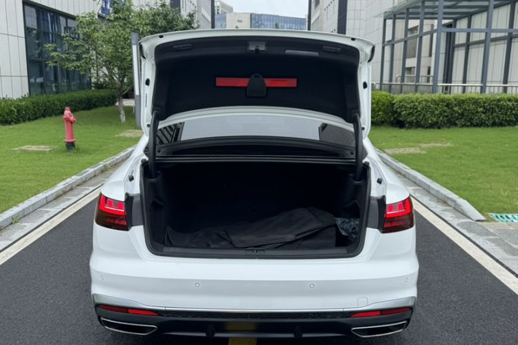 Used Audi A4L 2022 40 TFSI Fashion Dynamic Model Trunk