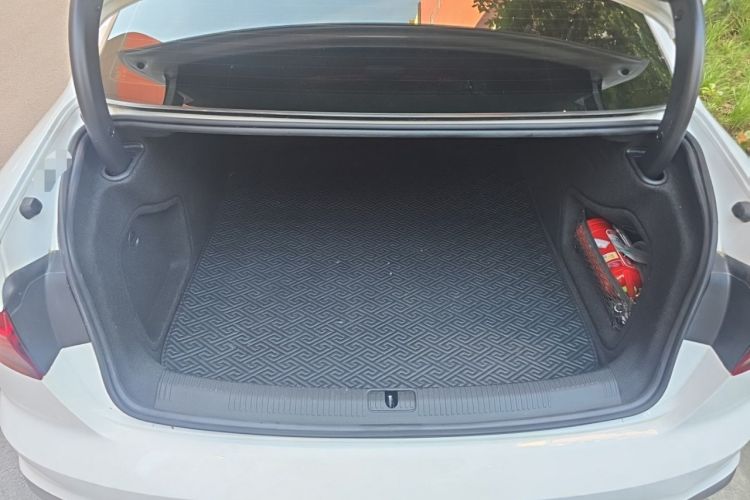 Used Audi A4L 2022 40 TFSI Fashion Dynamic Model Trunk