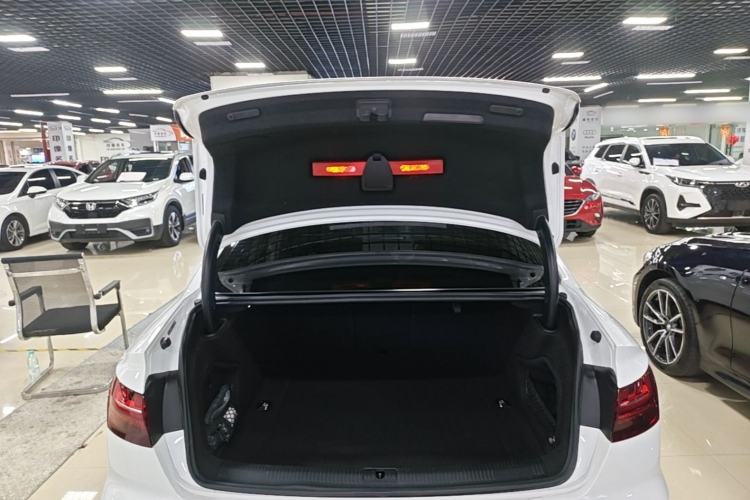 Used Audi A4L 2022 40 TFSI Luxury Dynamic Model Trunk