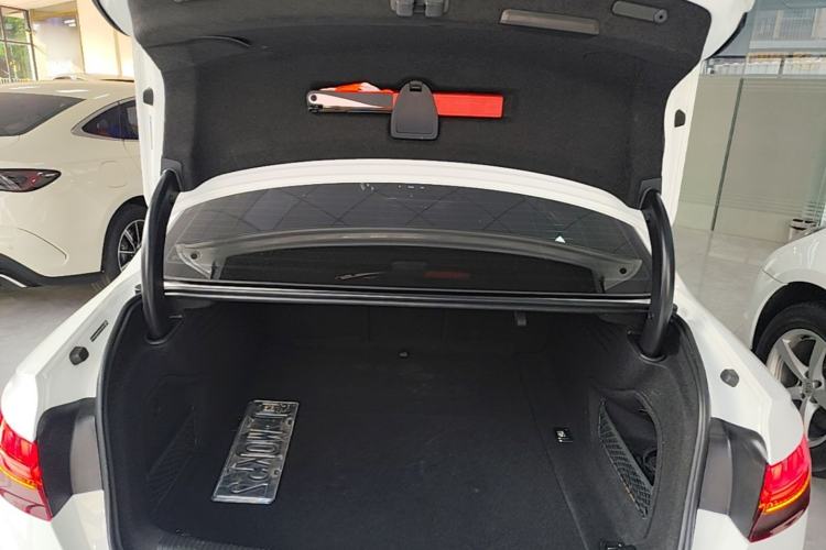 Used Audi A4L 2022 40 TFSI Fashion Dynamic Model Trunk