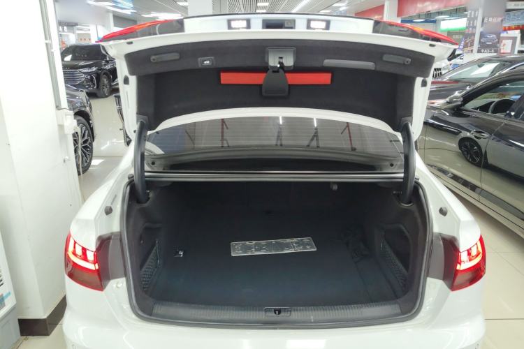 Used Audi A4L 2022 40 TFSI Luxury Dynamic Model Trunk