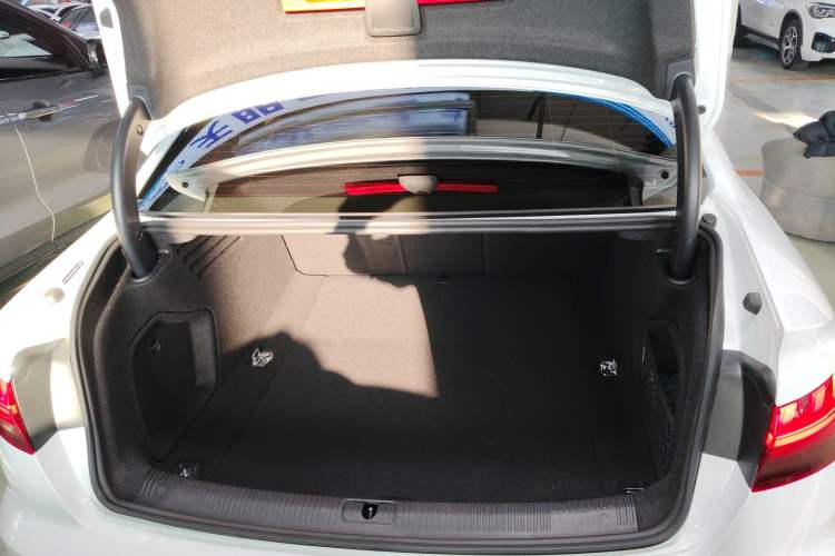 Used Audi A4L 2022 40 TFSI Fashion Dynamic Model Trunk