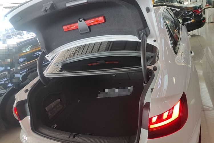 Used Audi A4L 2022 40 TFSI Fashion Dynamic Model Trunk