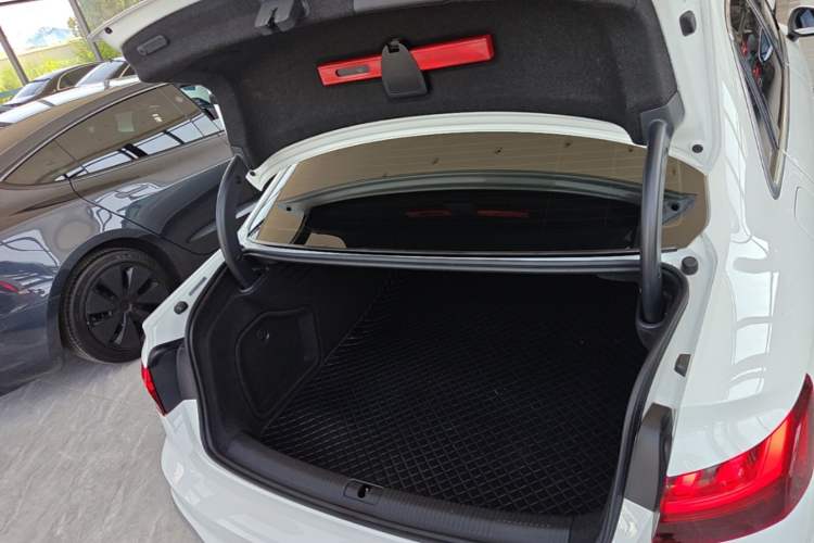 Used Audi A4L 2022 40 TFSI Fashion Dynamic Model Trunk