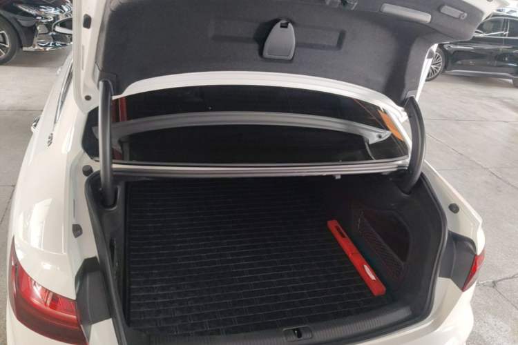 Used Audi A4L 2022 40 TFSI Luxury Prestige Edition Trunk
