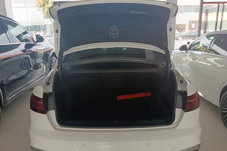 Used Audi A4L 2022 40 TFSI Fashion Dynamic Model Trunk