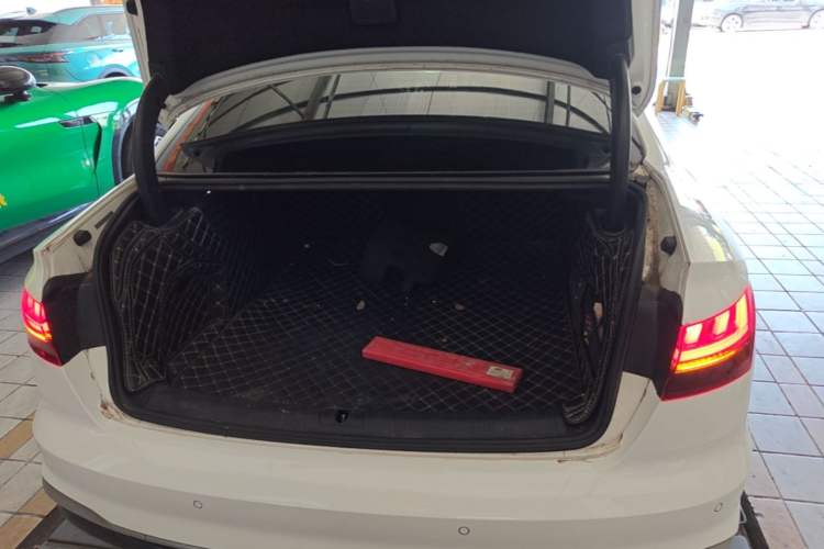Used Audi A4L 2022 40 TFSI Fashion Dynamic Model Trunk