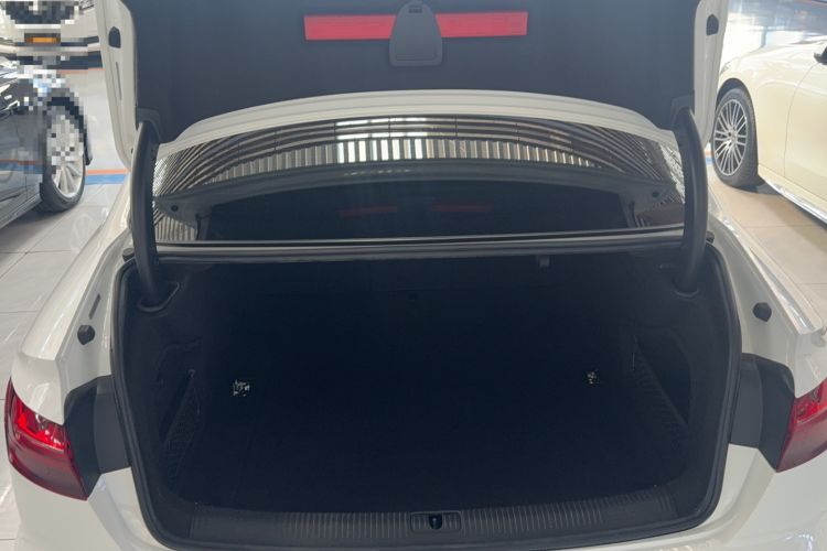 Used Audi A4L 2022 40 TFSI Luxury Dynamic Model Trunk