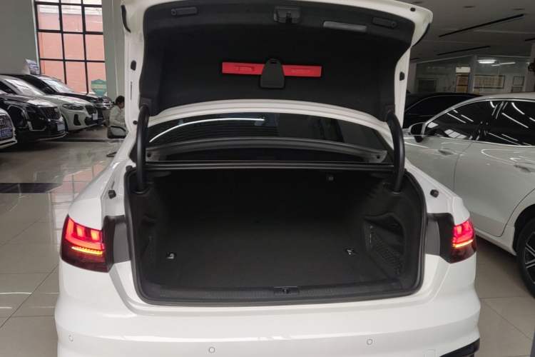 Used Audi A4L 2022 40 TFSI Luxury Dynamic Model Trunk