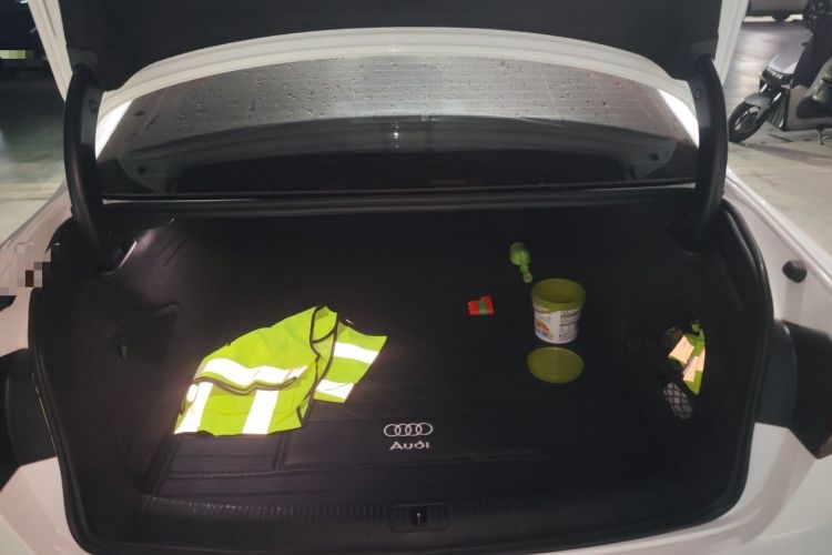 Used Audi A4L 2022 40 TFSI Fashion Dynamic Model Trunk