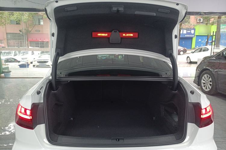 Used Audi A4L 2022 40 TFSI Fashion Dynamic Model Trunk