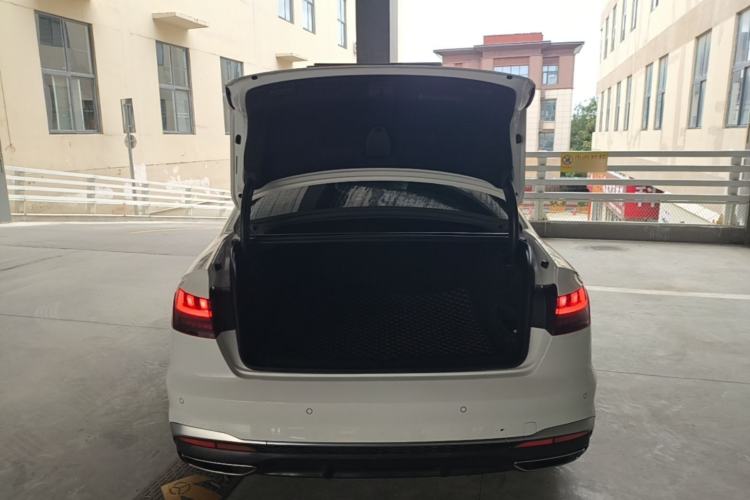 Used Audi A4L 2022 40 TFSI Fashion Dynamic Model Trunk