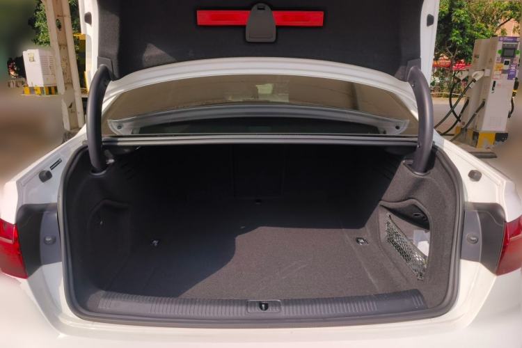 Used Audi A4L 2022 40 TFSI Fashion Dynamic Model Trunk