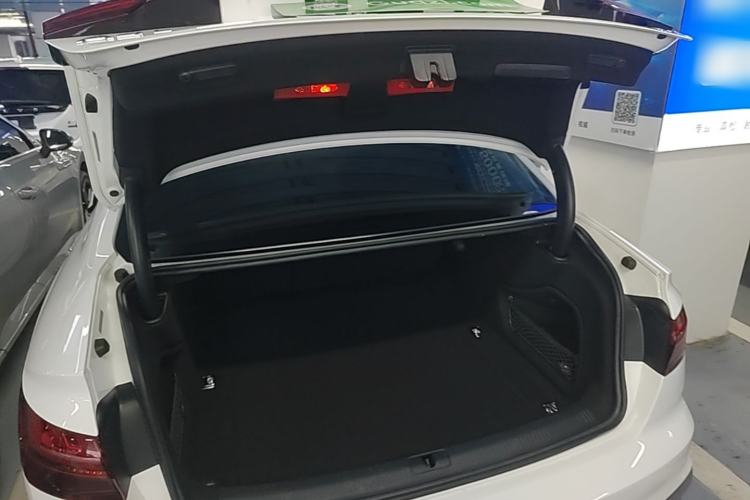 Used Audi A4L 2022 40 TFSI Luxury Dynamic Model Trunk