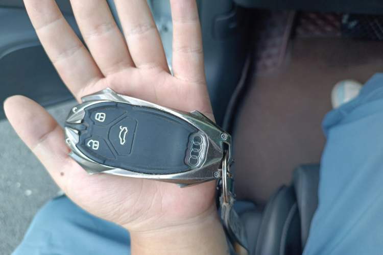 Used Audi A4L 2022 40 TFSI Fashion Dynamic Model Vehicle Key