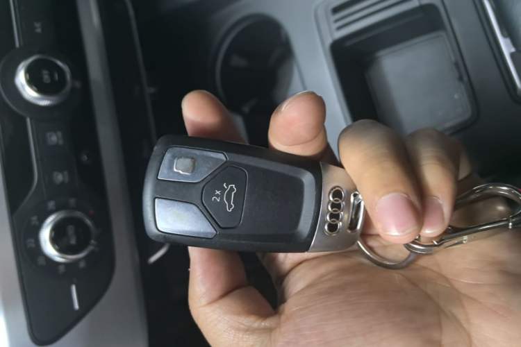 Used Audi A4L 2022 40 TFSI Fashion Dynamic Model Vehicle Key