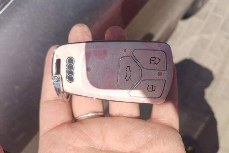 Used Audi A4L 2022 40 TFSI Fashion Dynamic Model Vehicle Key
