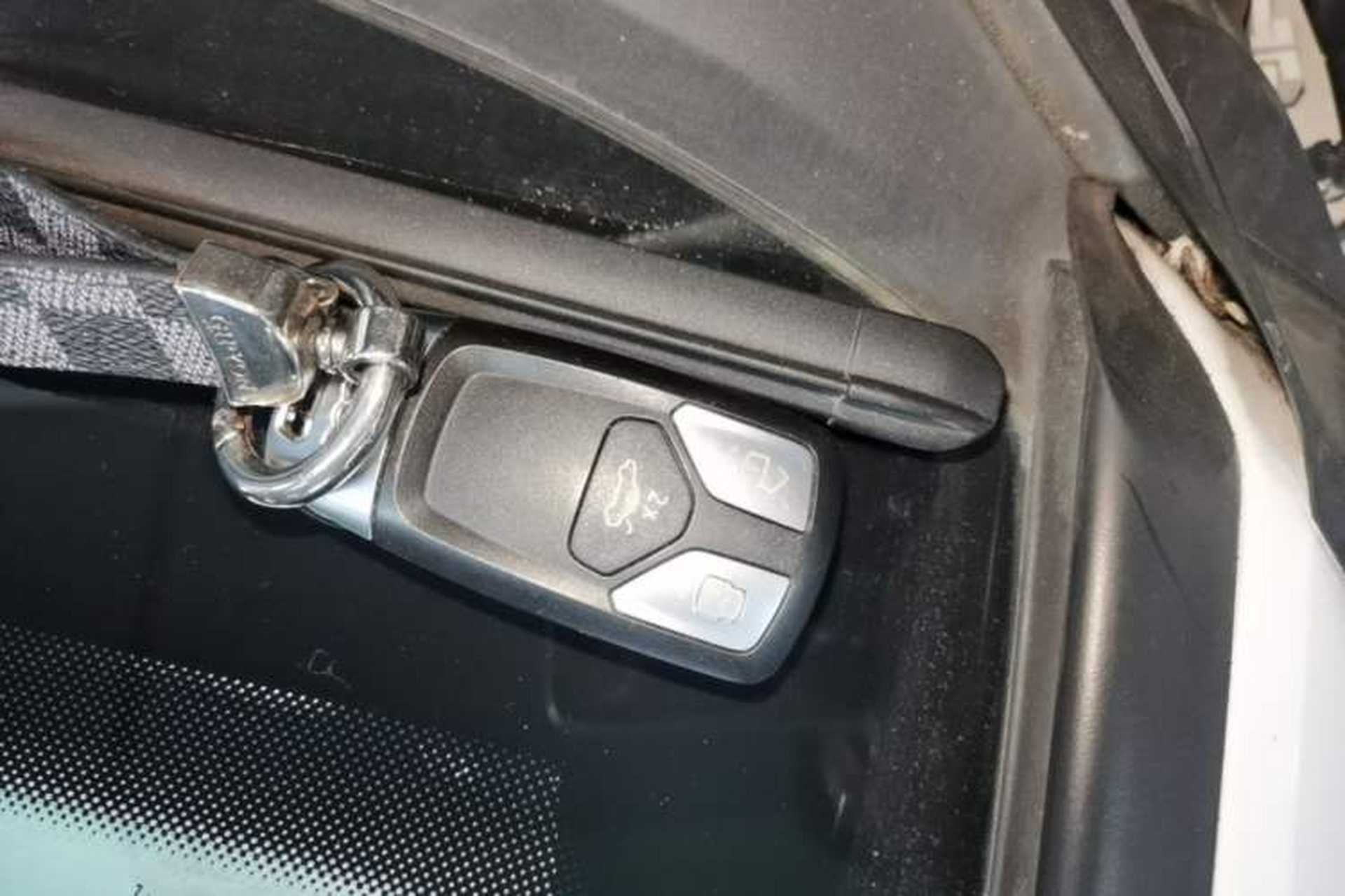 Used Audi A4L 2022 40 TFSI Fashion Dynamic Model Vehicle Key