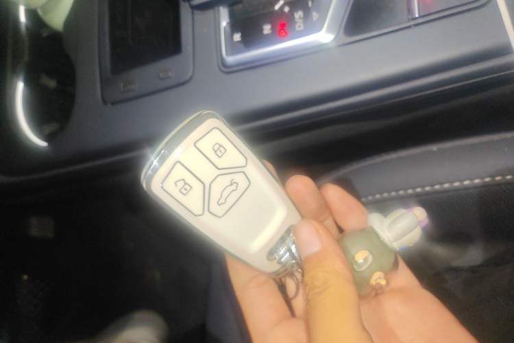 Used Audi A4L 2022 40 TFSI Fashion Dynamic Model Vehicle Key